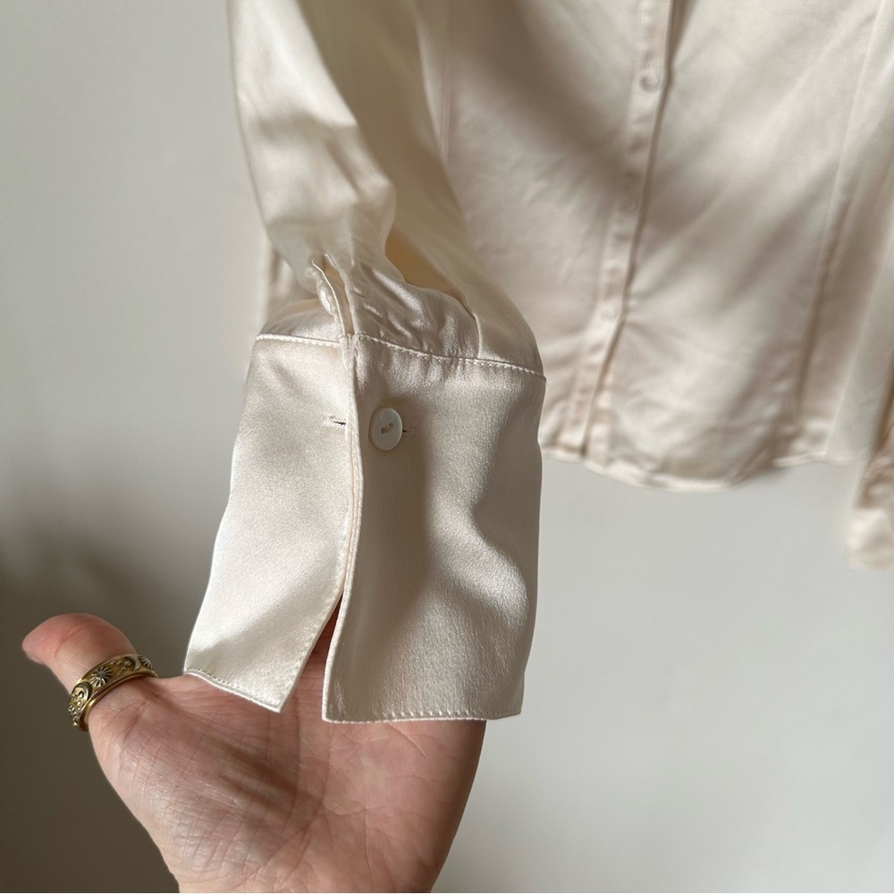 Lafayette 148 New York Silk Ruffle Blouse Cream Button Down Size 6 - Picture 7 of 9